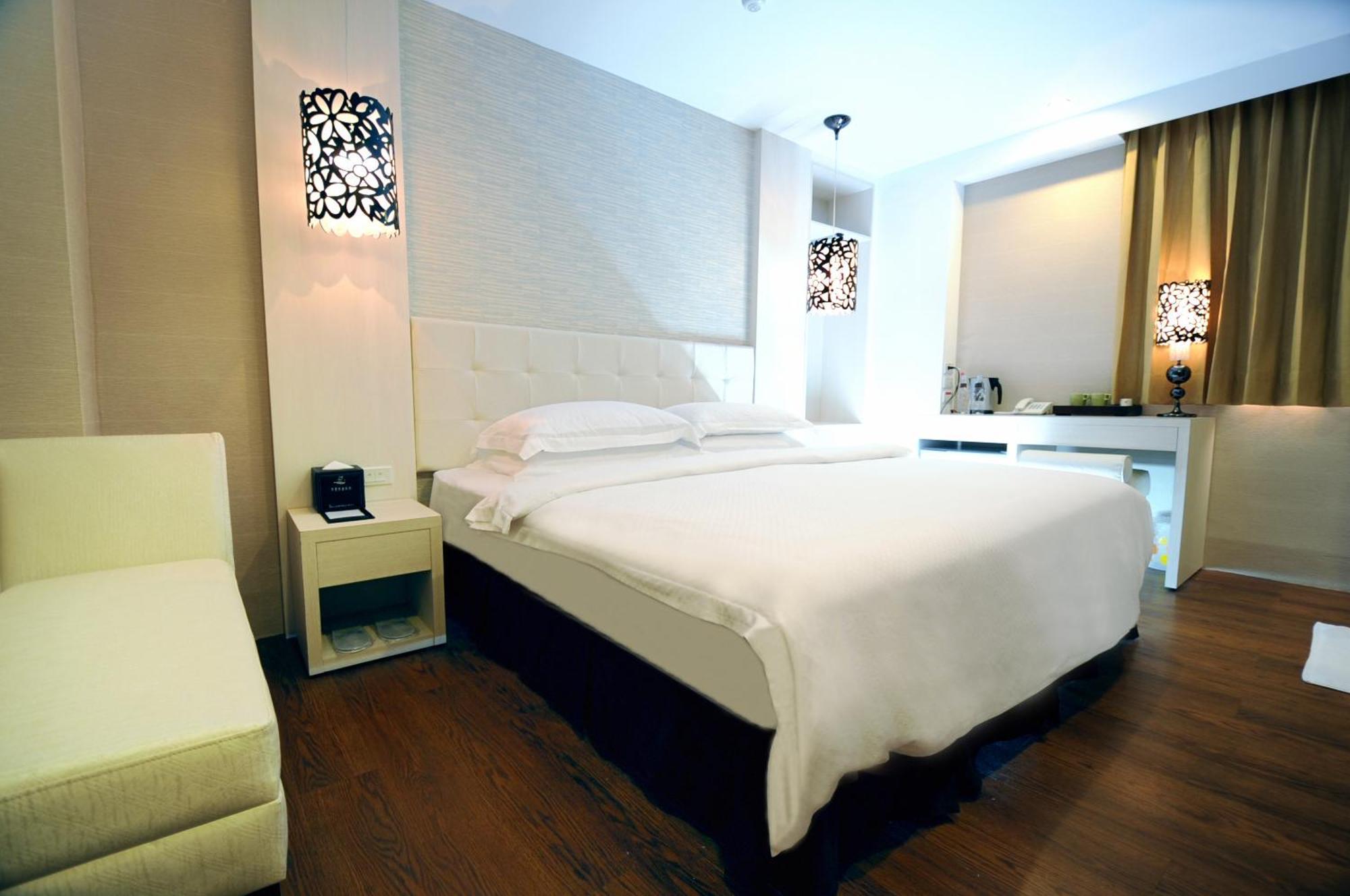The Riverside Hotel Heng-ch'un Dış mekan fotoğraf